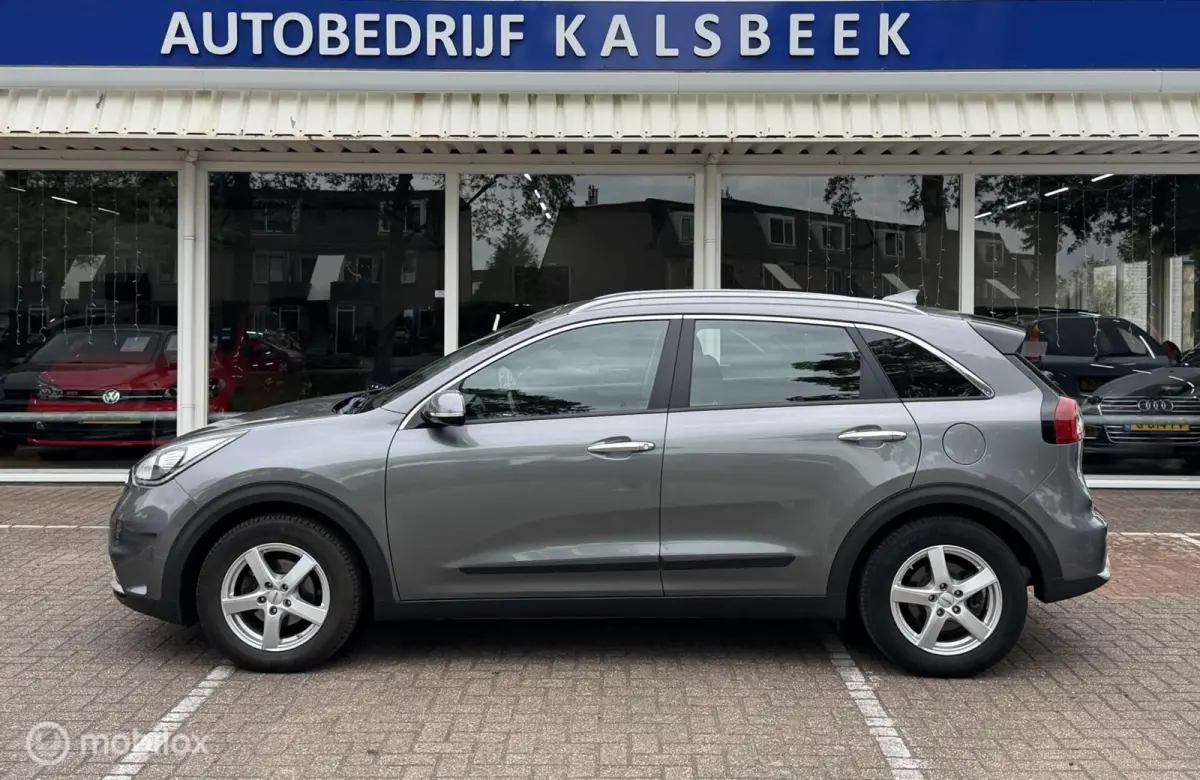 1.6 GDi Hybrid DynamicLine|Lane|Camera|Carplay|