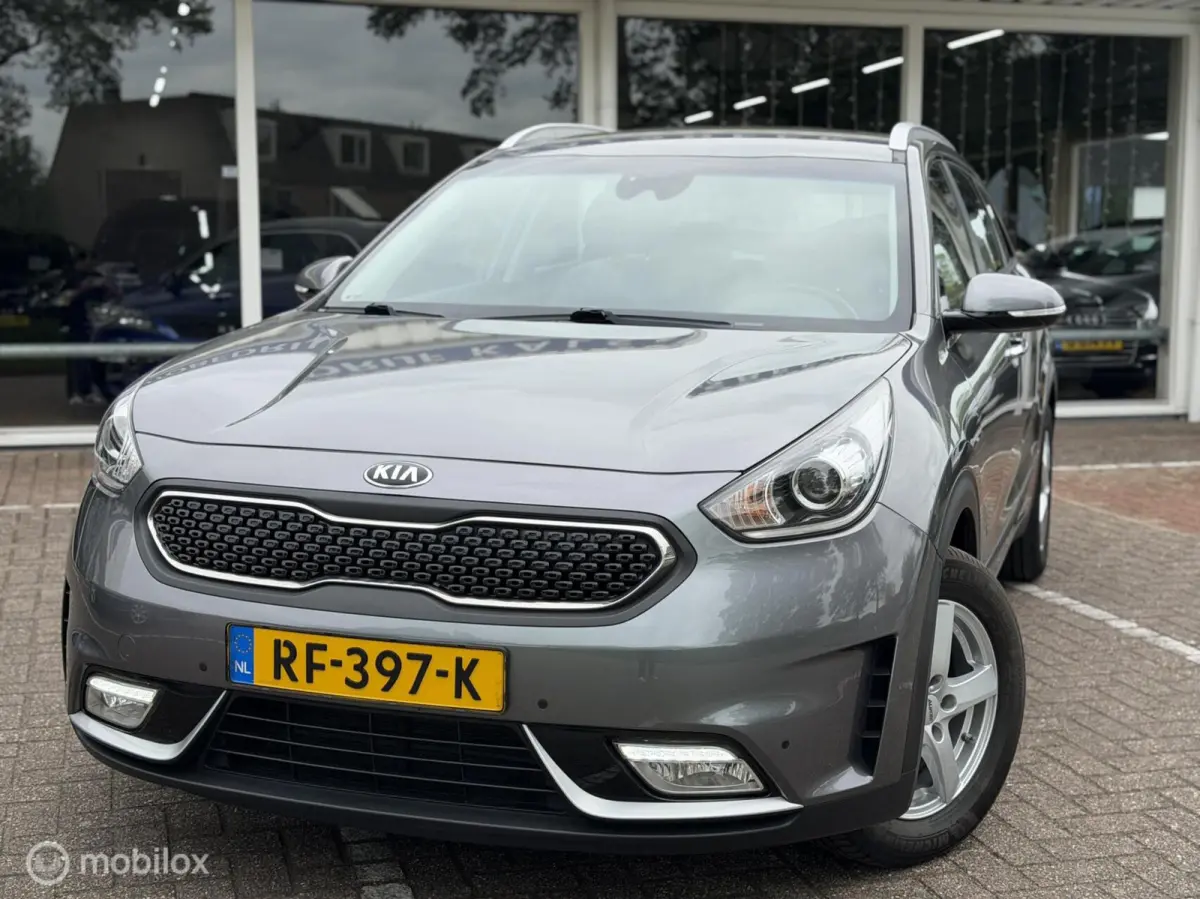 1.6 GDi Hybrid DynamicLine|Lane|Camera|Carplay|
