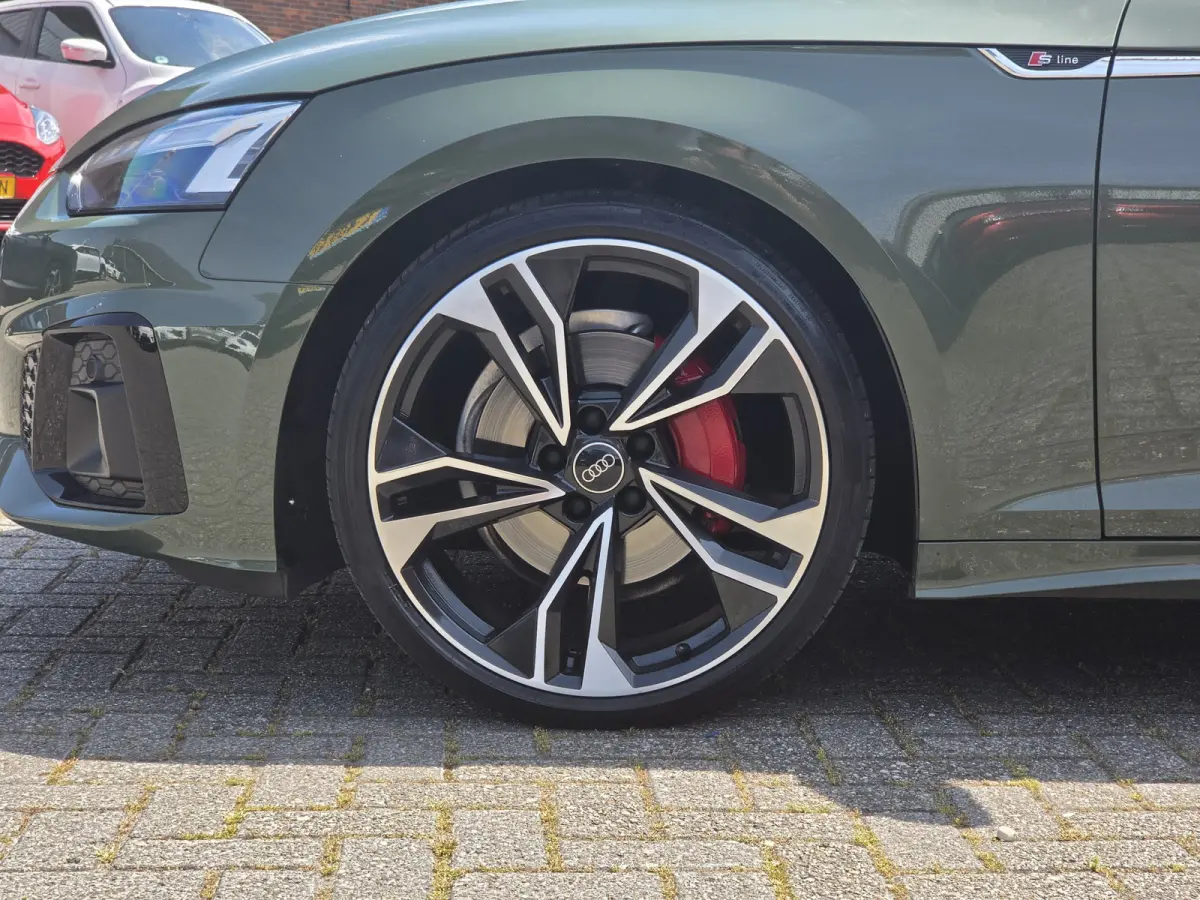 40 TFSI S edition Competition | Panoramadak |
