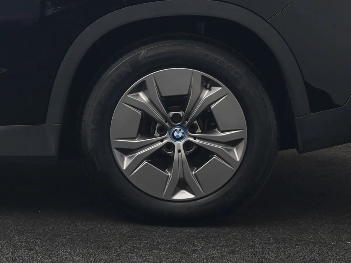 xDrive30 67 kWh 313pk Dealer O.H. | Adaptief M Onderstel | Camera | Cruise Control | Stoelverwarming | Widescreen Navi | Park Assist | Apple Carplay | Navigatie | DAB | Standkachel |