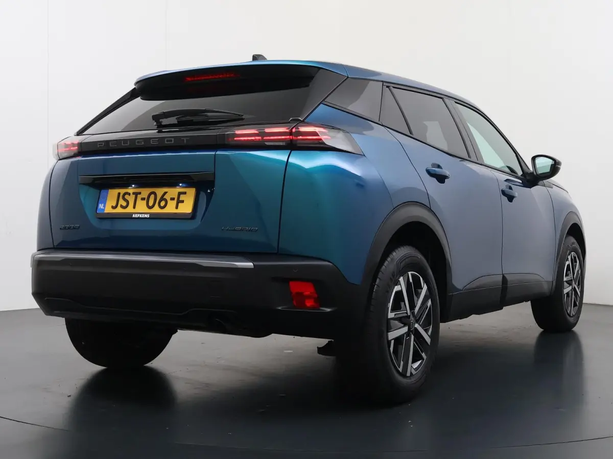 SUV Business 110pk Hybrid Automaat | Airco | Navigatie | Camera achter | Parkeersensoren | Cruise control | Apple Carplay en Android auto