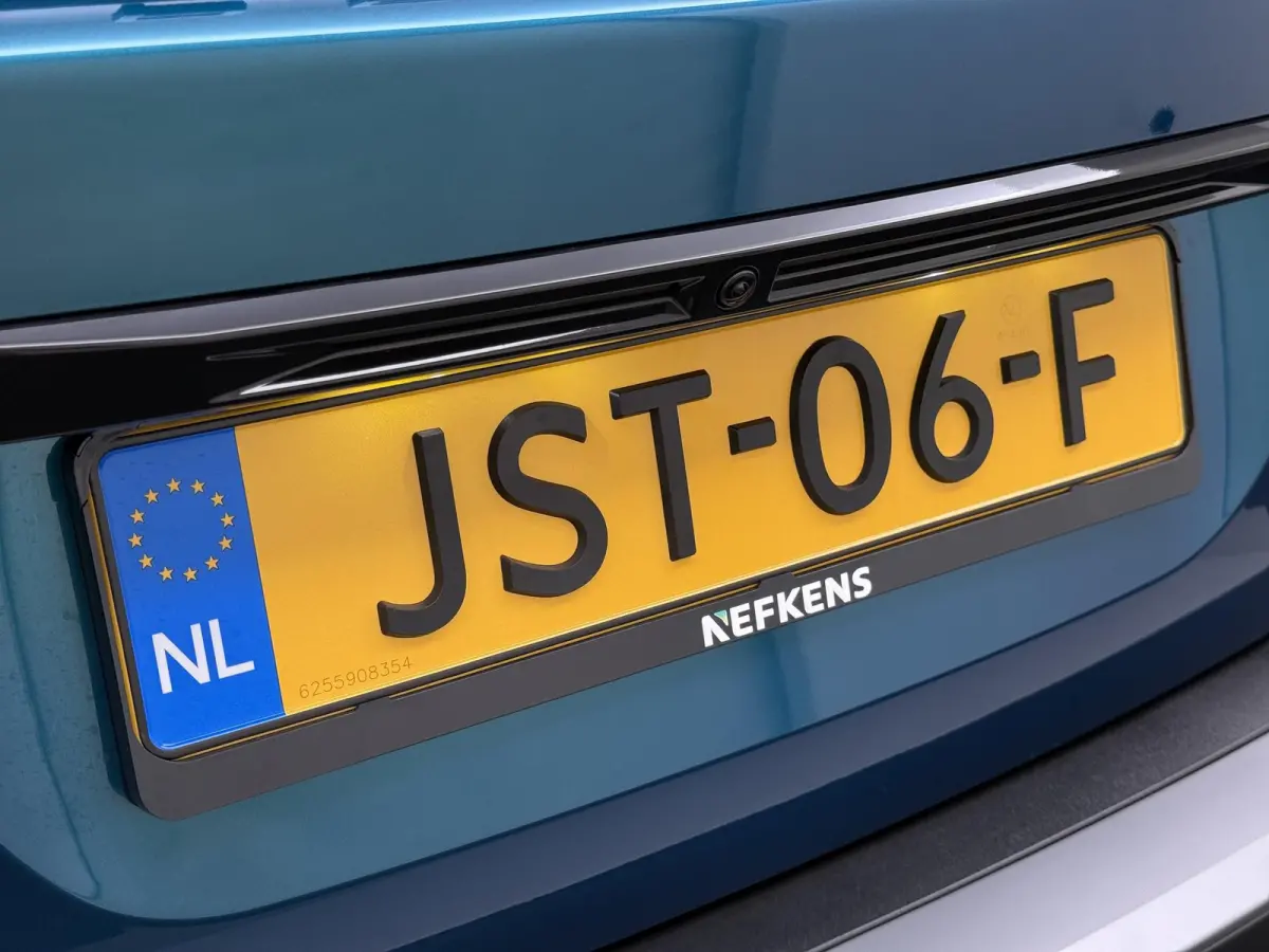 SUV Business 110pk Hybrid Automaat | Airco | Navigatie | Camera achter | Parkeersensoren | Cruise control | Apple Carplay en Android auto