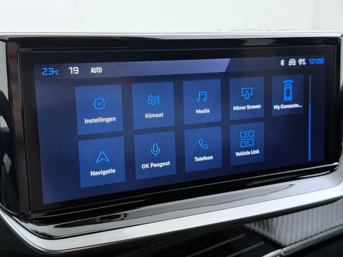 SUV Business 110pk Hybrid Automaat | Airco | Navigatie | Camera achter | Parkeersensoren | Cruise control | Apple Carplay en Android auto