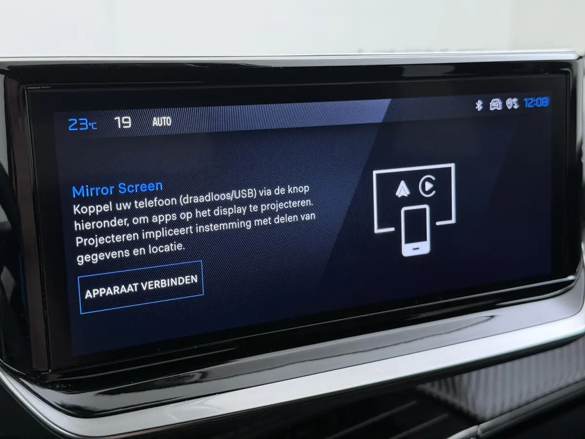SUV Business 110pk Hybrid Automaat | Airco | Navigatie | Camera achter | Parkeersensoren | Cruise control | Apple Carplay en Android auto