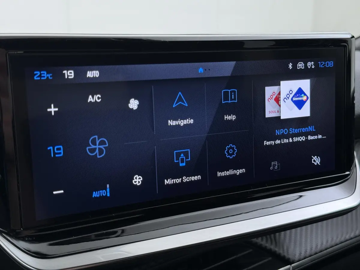 SUV Business 110pk Hybrid Automaat | Airco | Navigatie | Camera achter | Parkeersensoren | Cruise control | Apple Carplay en Android auto