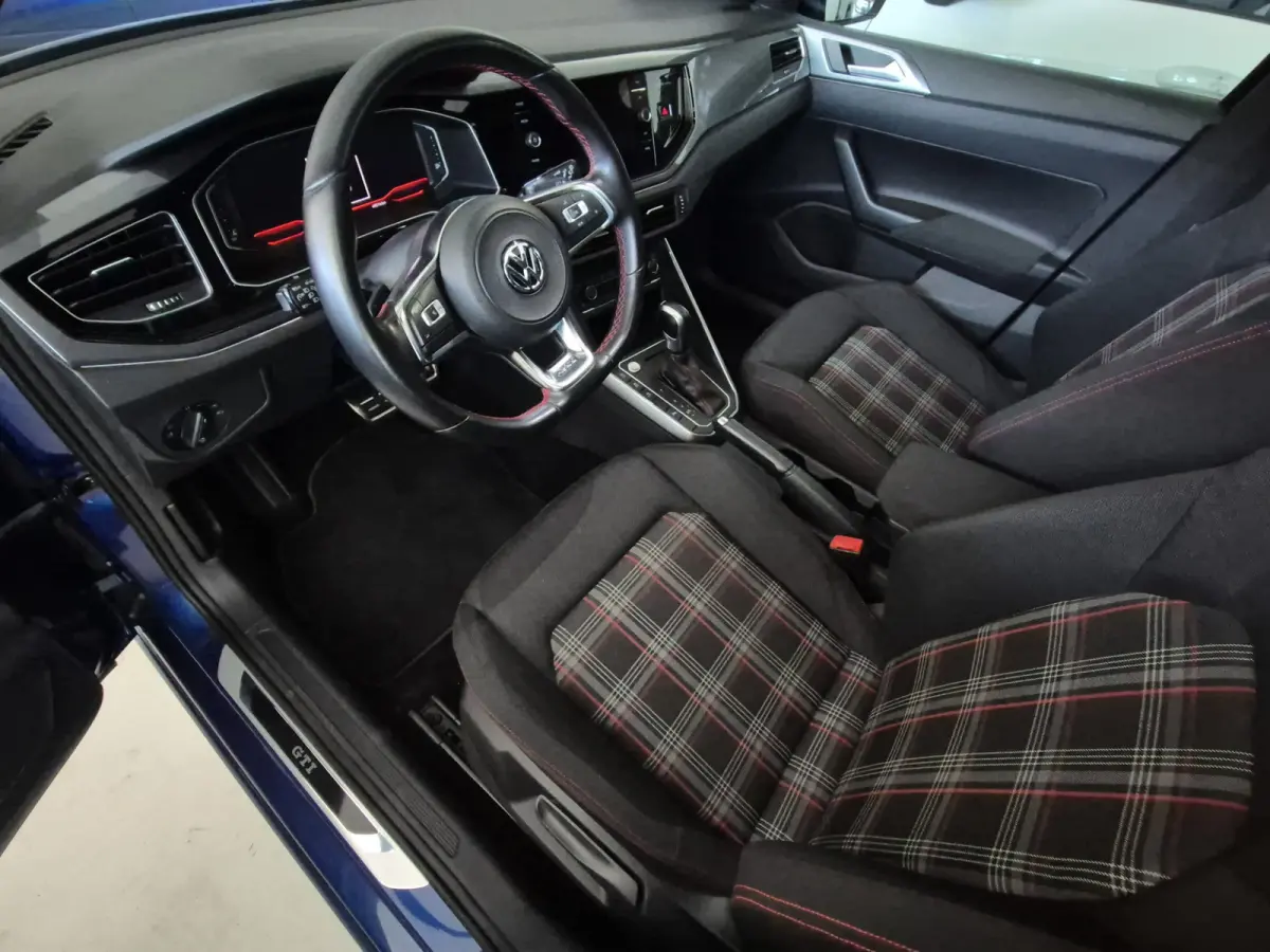 2.0 TSI GTI Navigatie/Schuifdak.