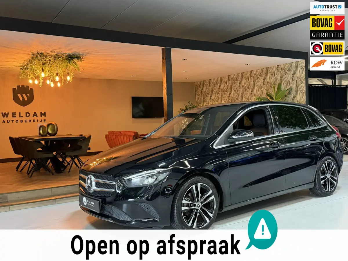 180 Business Solution|Matrix LED|MBUX|Virtual Cockpit|Half Leder|StoelVW|Elek. Achterklep|CarPlay|Rijklaar