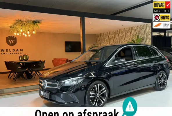 180 Business Solution|Matrix LED|MBUX|Virtual Cockpit|Half Leder|StoelVW|Elek. Achterklep|CarPlay|Rijklaar