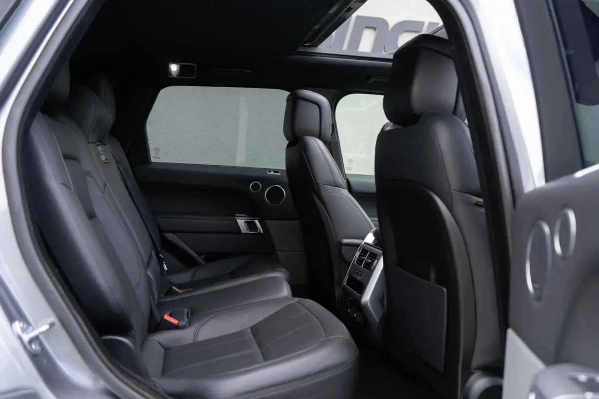 2.0 P400e HSE Dynamic / Standkachel/ Luchtvering/ Head-Up Display/ Adaptive Cruise Control/ Panoramadak/