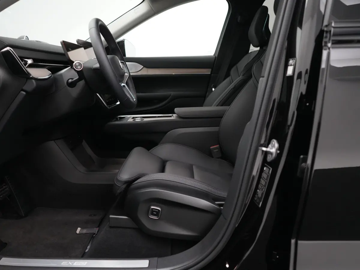 Twin Performance Ultra 7p. 111 kWh | Luchtvering | Bowers & Wilkins | Head-Up | 360° Camera | Trekhaak | Panoramadak | Pilot Assist