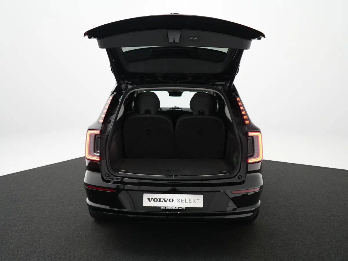 Twin Performance Ultra 7p. 111 kWh | Luchtvering | Bowers & Wilkins | Head-Up | 360° Camera | Trekhaak | Panoramadak | Pilot Assist