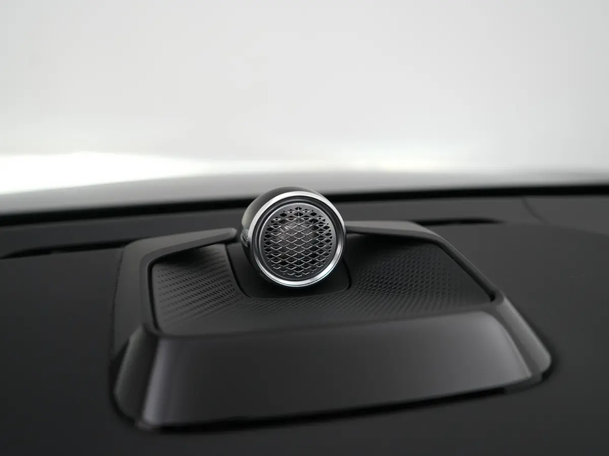 Twin Performance Ultra 7p. 111 kWh | Luchtvering | Bowers & Wilkins | Head-Up | 360° Camera | Trekhaak | Panoramadak | Pilot Assist
