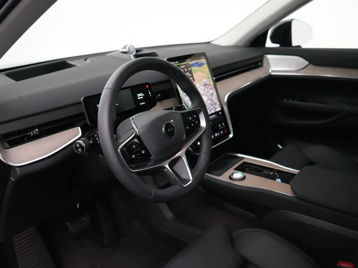 Twin Performance Ultra 7p. 111 kWh | Luchtvering | Bowers & Wilkins | Head-Up | 360° Camera | Trekhaak | Panoramadak | Pilot Assist