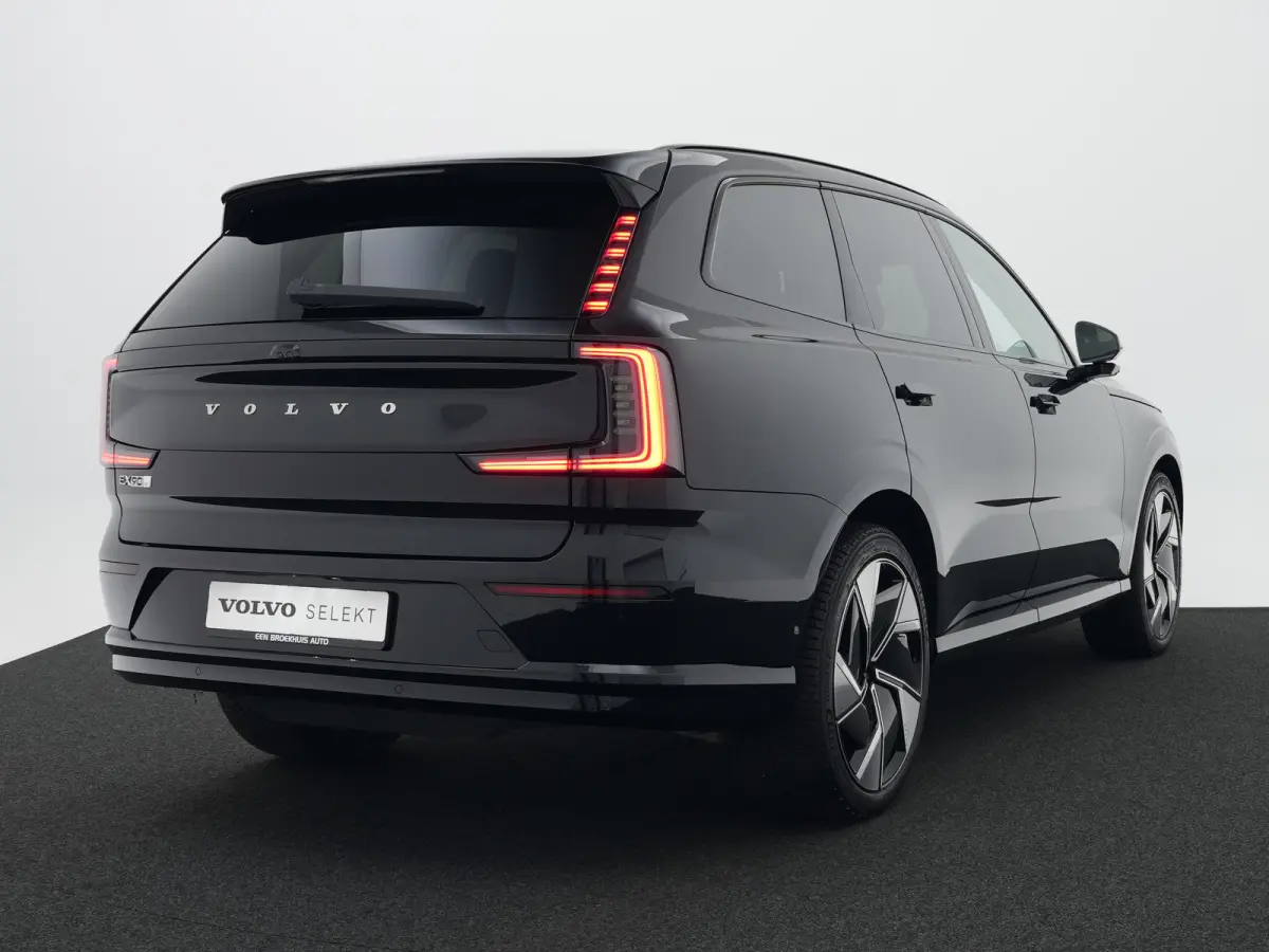 Twin Performance Ultra 7p. 111 kWh | Luchtvering | Bowers & Wilkins | Head-Up | 360° Camera | Trekhaak | Panoramadak | Pilot Assist