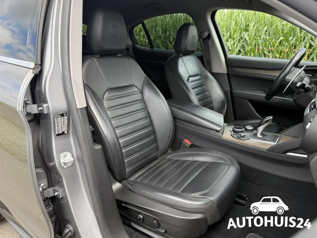 2.0 T Q4 AWD Super - FIRST EDITION - 280PK NL-Auto 1-EIGENAAR