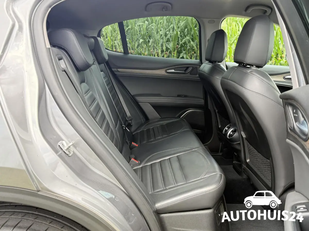 2.0 T Q4 AWD Super - FIRST EDITION - 280PK NL-Auto 1-EIGENAAR