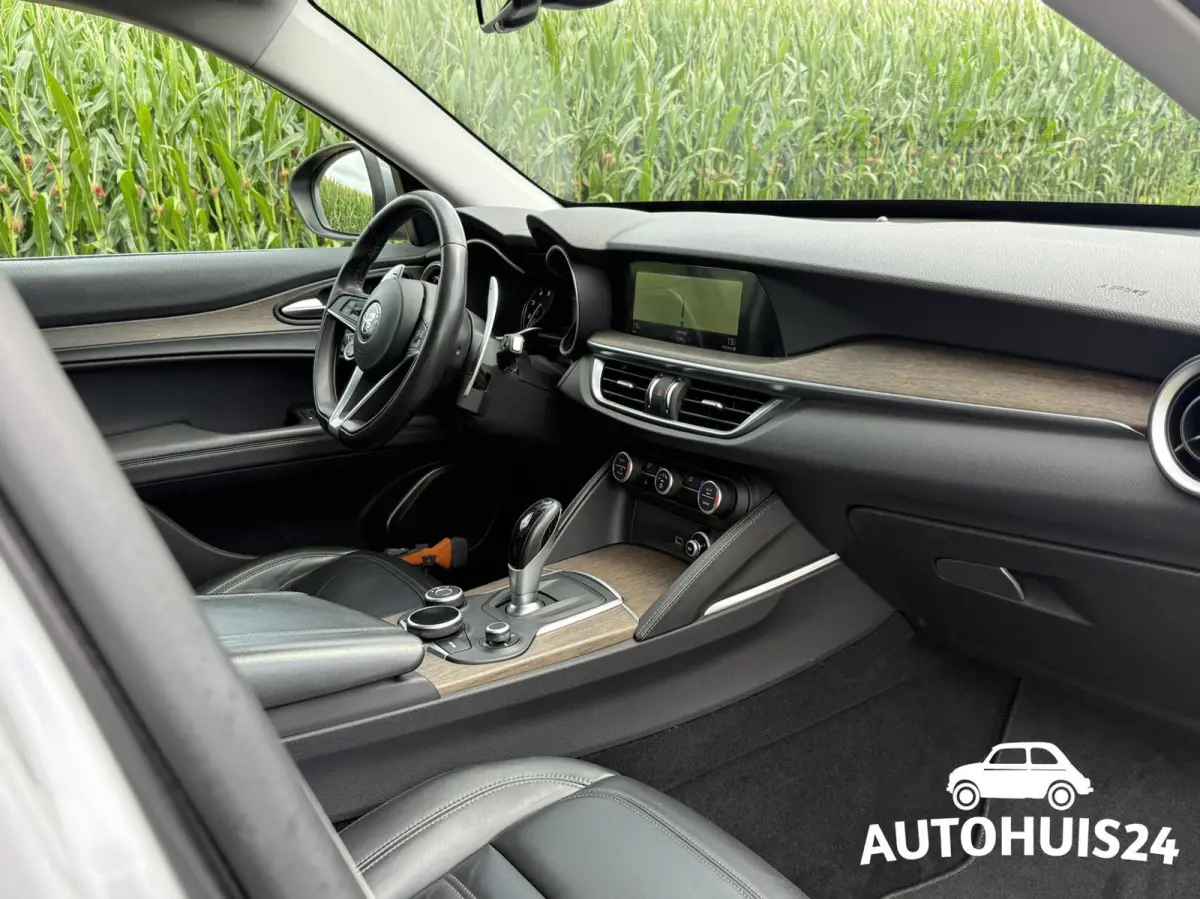 2.0 T Q4 AWD Super - FIRST EDITION - 280PK NL-Auto 1-EIGENAAR