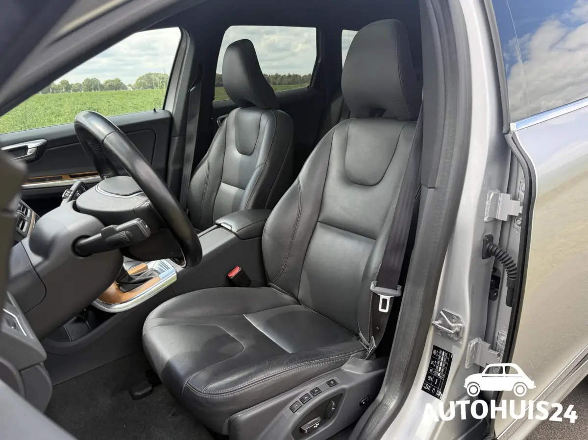 2.0 T5 FWD Summum POLESTAR PANODAK XENON ACC PDC 20''