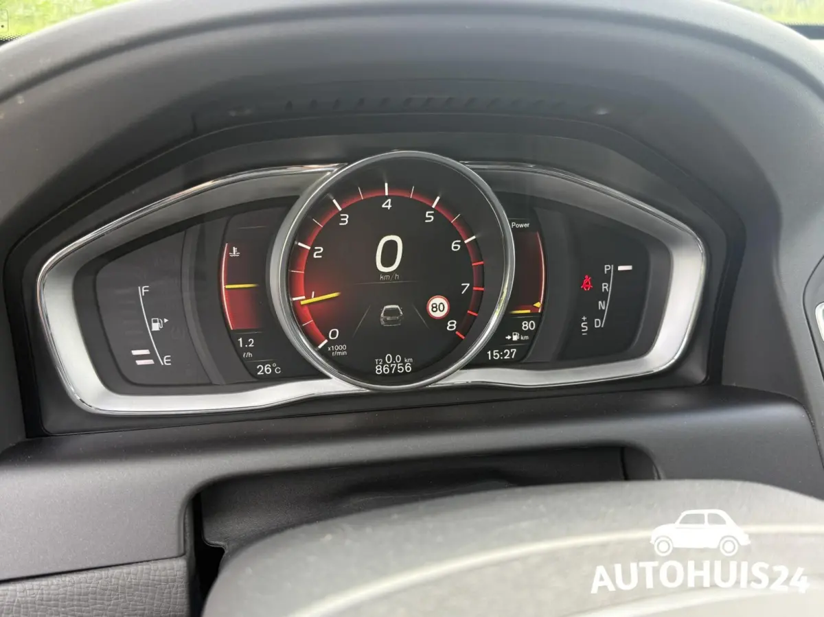 2.0 T5 FWD Summum POLESTAR PANODAK XENON ACC PDC 20''