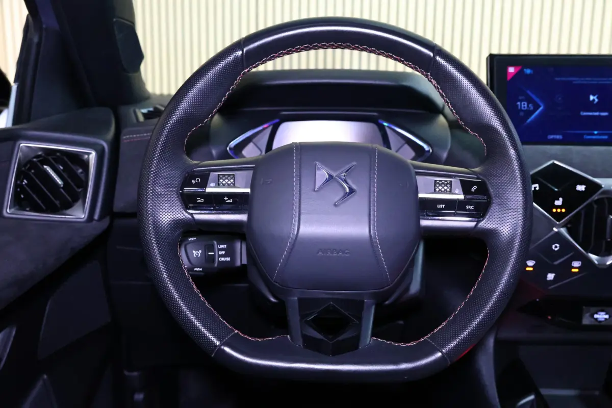 PERFORMANCE AVM VIRTUAL NAVI HEADUP CLIMA STOELVW PARKASS. "20