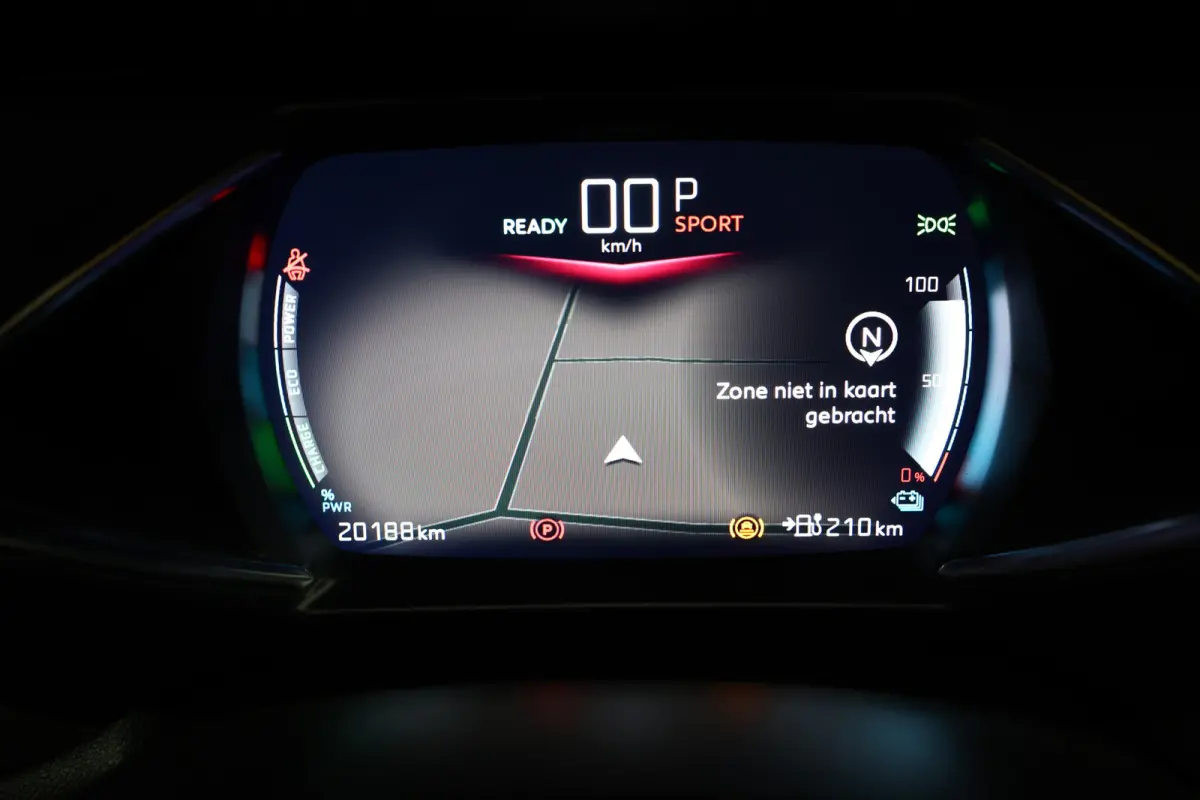 PERFORMANCE AVM VIRTUAL NAVI HEADUP CLIMA STOELVW PARKASS. "20