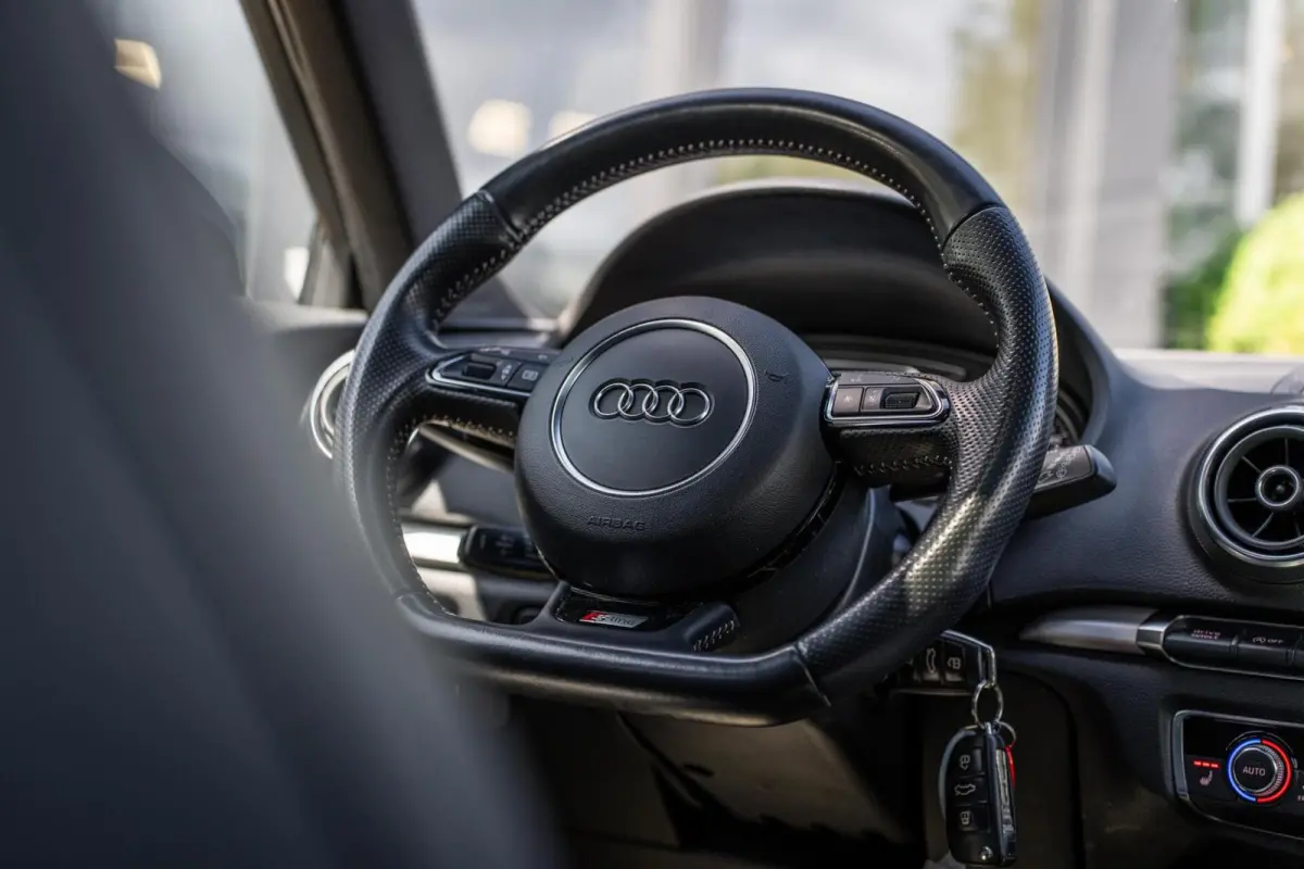 1.8 TFSI S-Line|PANO|STOELV|19'|PDC|CRUISE