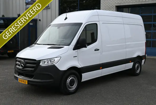 312 L2H2 FWD 56 kWh Camera, Stoelverwarming
