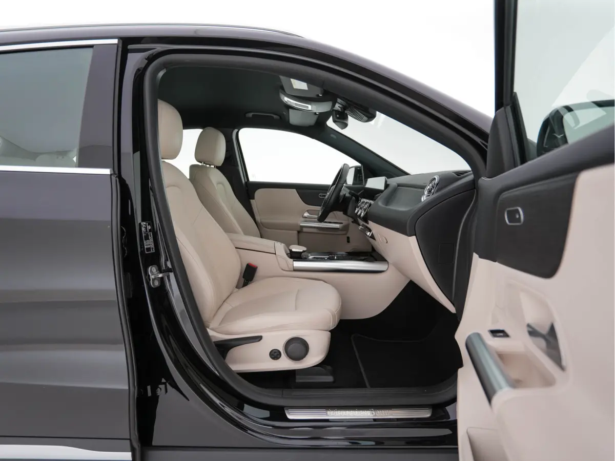 350 4MATIC Luxury Line 67 kWh [ 3-Fase-11kW ]{SoH-94%} (INCL-BTW) *HEATPUMP | LEATHER | FULL-LED | BLINDSPOT | WIDESCREEN-DIGICOCKPIT | HEATED-SPORTSEATS | CAMERA | NAVI-FULLMAP | DAB | AMBI