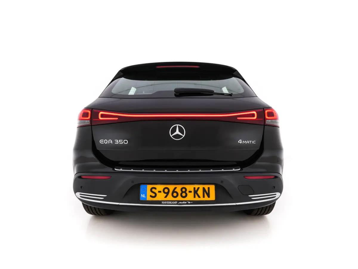 350 4MATIC Luxury Line 67 kWh [ 3-Fase-11kW ]{SoH-94%} (INCL-BTW) *HEATPUMP | LEATHER | FULL-LED | BLINDSPOT | WIDESCREEN-DIGICOCKPIT | HEATED-SPORTSEATS | CAMERA | NAVI-FULLMAP | DAB | AMBI