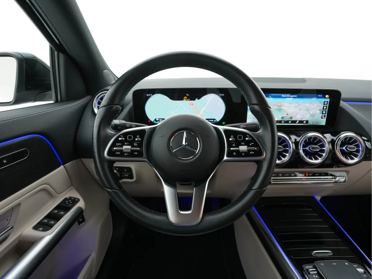 350 4MATIC Luxury Line 67 kWh [ 3-Fase-11kW ]{SoH-94%} (INCL-BTW) *HEATPUMP | LEATHER | FULL-LED | BLINDSPOT | WIDESCREEN-DIGICOCKPIT | HEATED-SPORTSEATS | CAMERA | NAVI-FULLMAP | DAB | AMBI