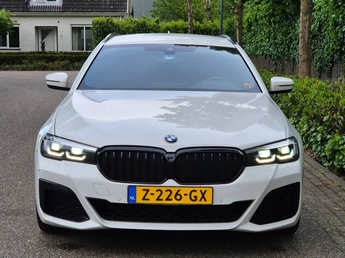 530e M Sport LED CarPlay Elek. Stoelen 100% dealer onderhouden 530e Business Edition Plus