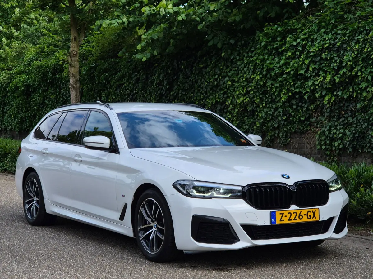 530e M Sport LED CarPlay Elek. Stoelen 100% dealer onderhouden 530e Business Edition Plus