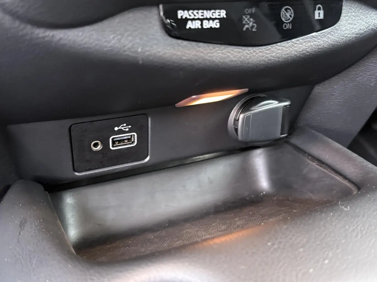 1.6 Hybrid N-Connecta | Parkeercamera | Navigatie |