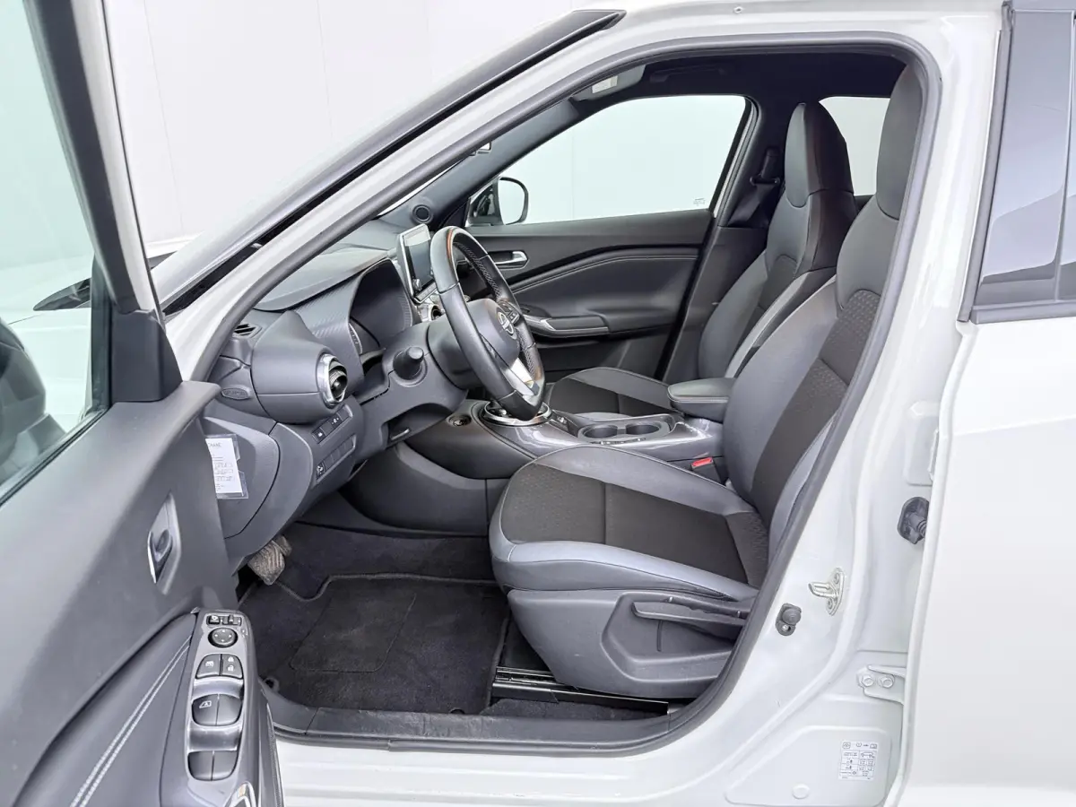 1.6 Hybrid N-Connecta | Parkeercamera | Navigatie |