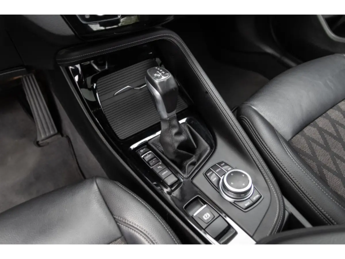 xDrive25e | NU 35X OP VOORRAAD (Bouwjaar: 2021–2022, prijs: €21745– €32.000)