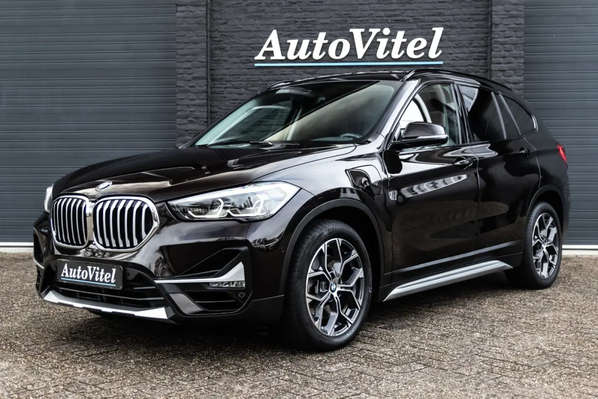 xDrive25e | NU 35X OP VOORRAAD (Bouwjaar: 2021–2022, prijs: €21745– €32.000)