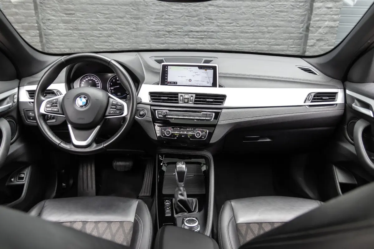 xDrive25e | NU 35X OP VOORRAAD (Bouwjaar: 2021–2022, prijs: €21745– €32.000)