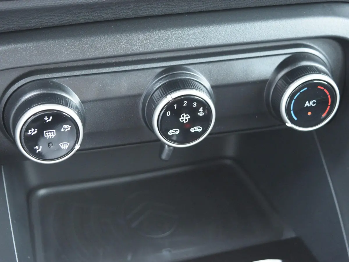 Plus 113pk Comfort Range 44 kWh | NAVI | PARKEERSENSOREN MET CAMERA | AIRCO | CRUISE CONTROL |