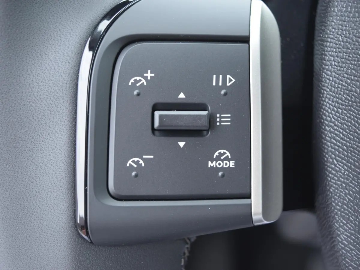 Plus 113pk Comfort Range 44 kWh | NAVI | PARKEERSENSOREN MET CAMERA | AIRCO | CRUISE CONTROL |