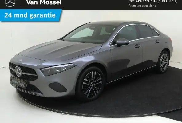250 e Luxury Line Artico Leder / Parkeercamera / Sfeerverlichting / Stoelverwarming /