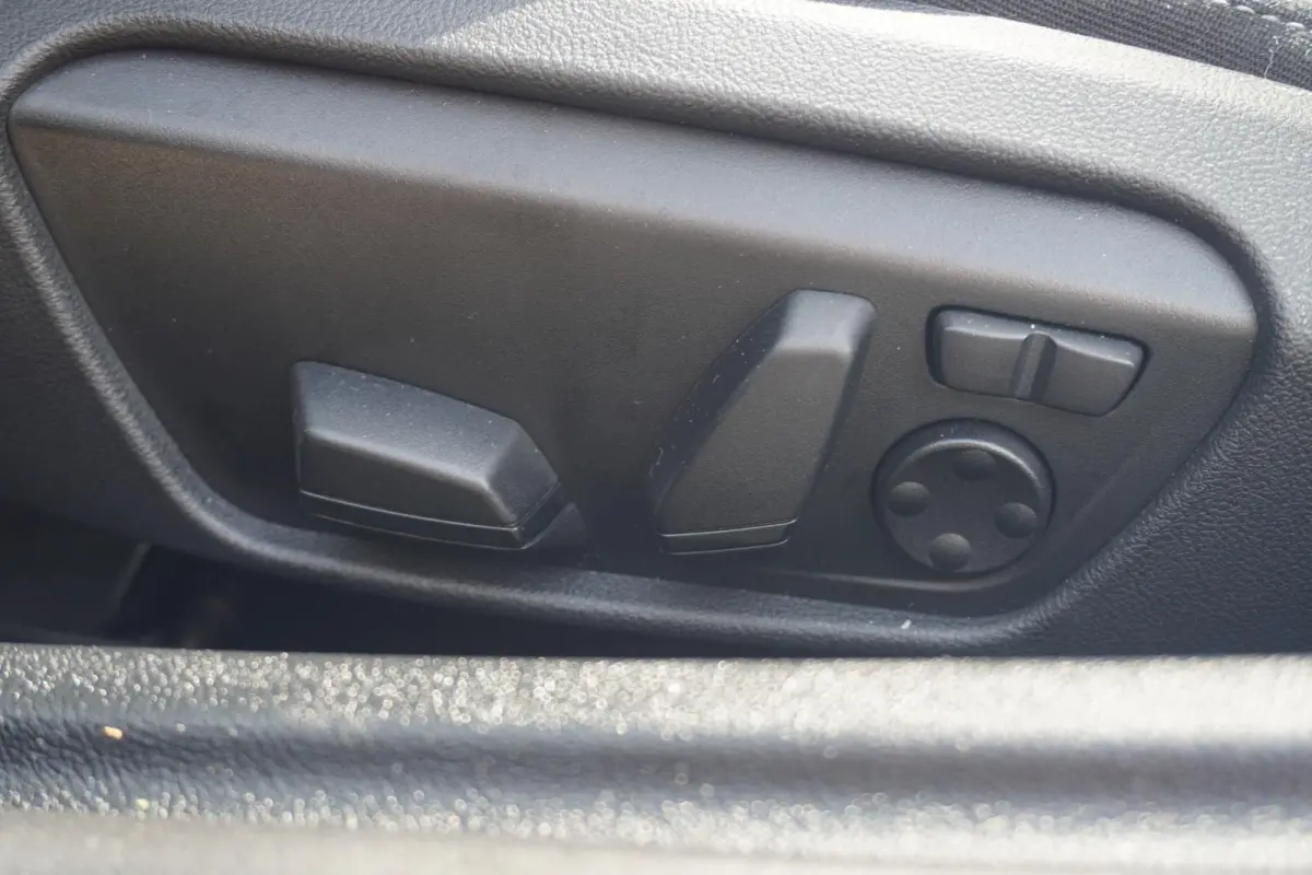 M40i | M Sportpakket | Elektrisch verstelbare stoelen | Harman Kardon | Cruise control adaptief met Stop&Go | Stoel & Stuurwielverwarming
