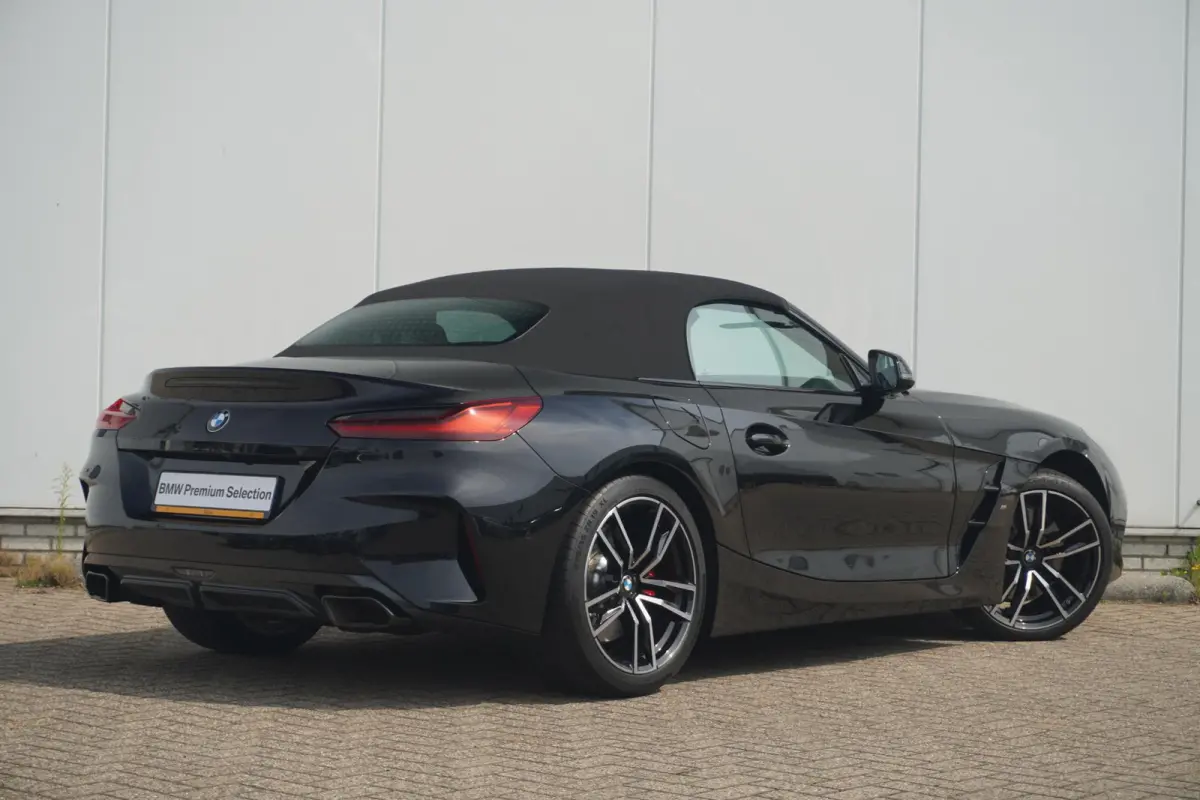 M40i | M Sportpakket | Elektrisch verstelbare stoelen | Harman Kardon | Cruise control adaptief met Stop&Go | Stoel & Stuurwielverwarming