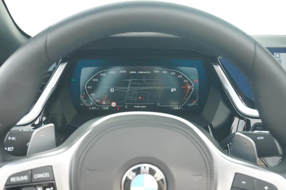 M40i | M Sportpakket | Elektrisch verstelbare stoelen | Harman Kardon | Cruise control adaptief met Stop&Go | Stoel & Stuurwielverwarming