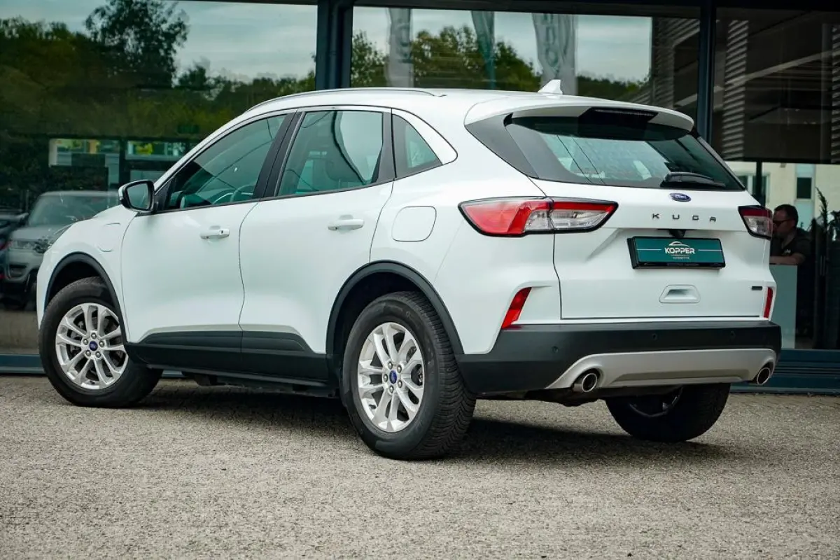 2.5 PHEV Titanium / Trekhaakvoorb / All-Season / Incl BTW
