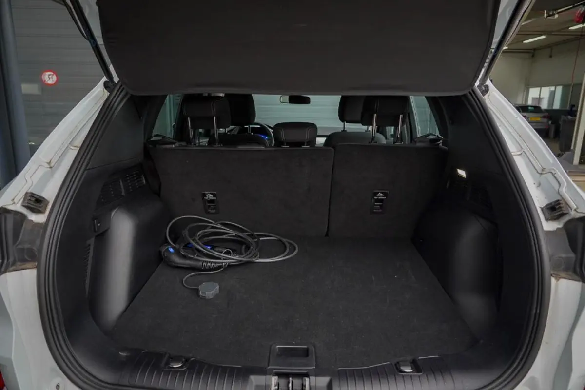 2.5 PHEV Titanium / Trekhaakvoorb / All-Season / Incl BTW