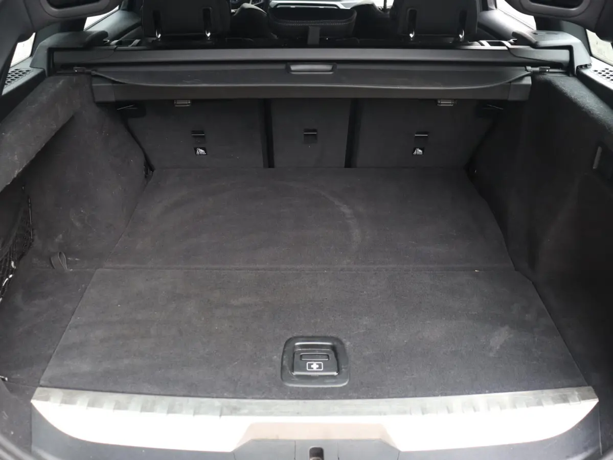 320e | High Executive | M Sportpakket Pro | Sportstoelen | Adaptive LED | Verwarmbare Voorstoelen | Apple Carplay | SOH 99% | 18'' LMV