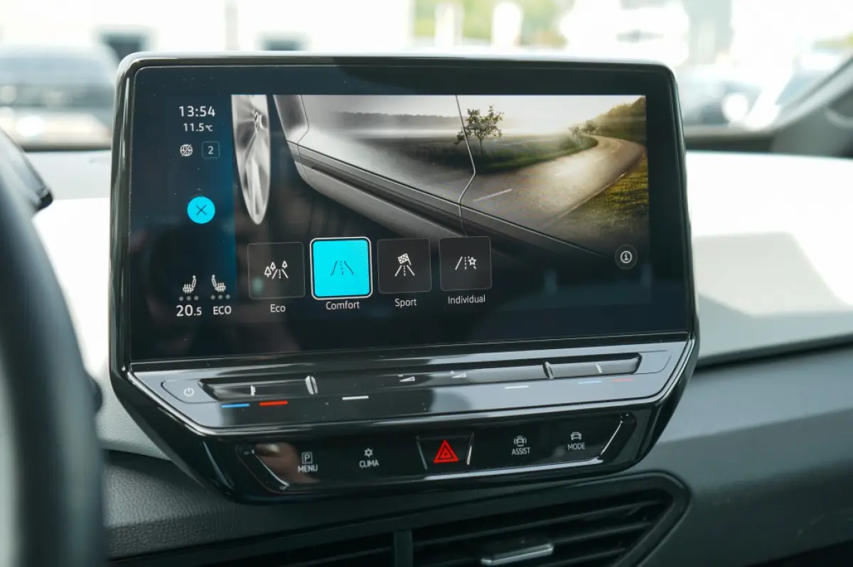 First Plus 58 kWh | 87,93% SOH | IQ | Camera | Adap. Cruise | St