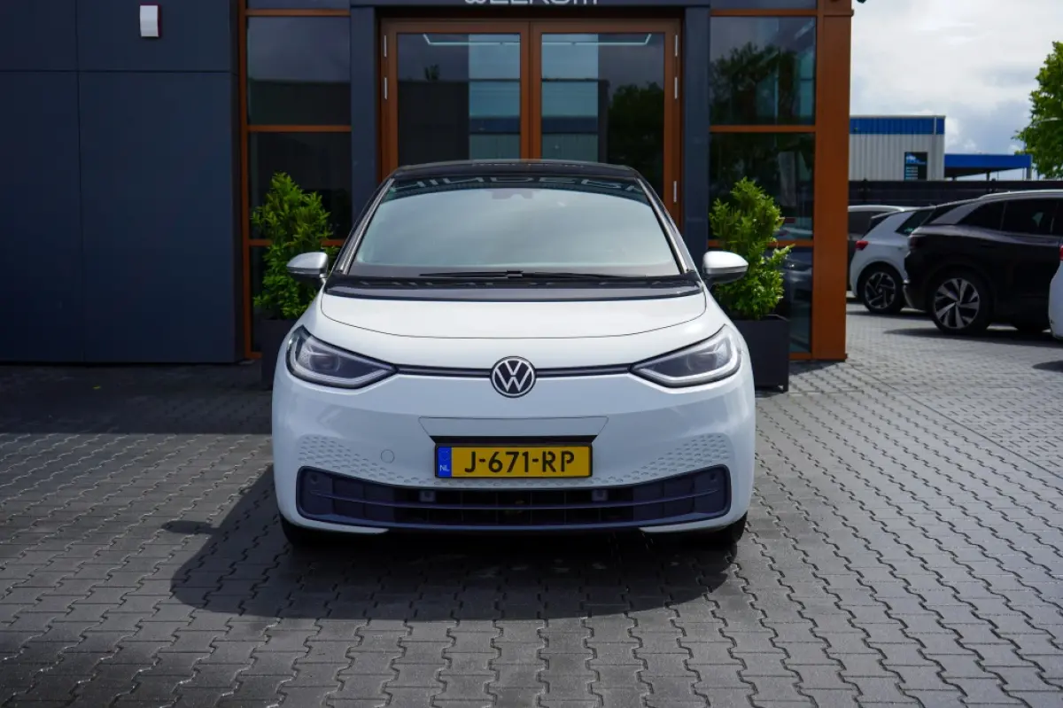 First Plus 58 kWh | 87,93% SOH | IQ | Camera | Adap. Cruise | St
