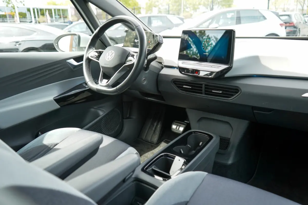 First Plus 58 kWh | 87,93% SOH | IQ | Camera | Adap. Cruise | St