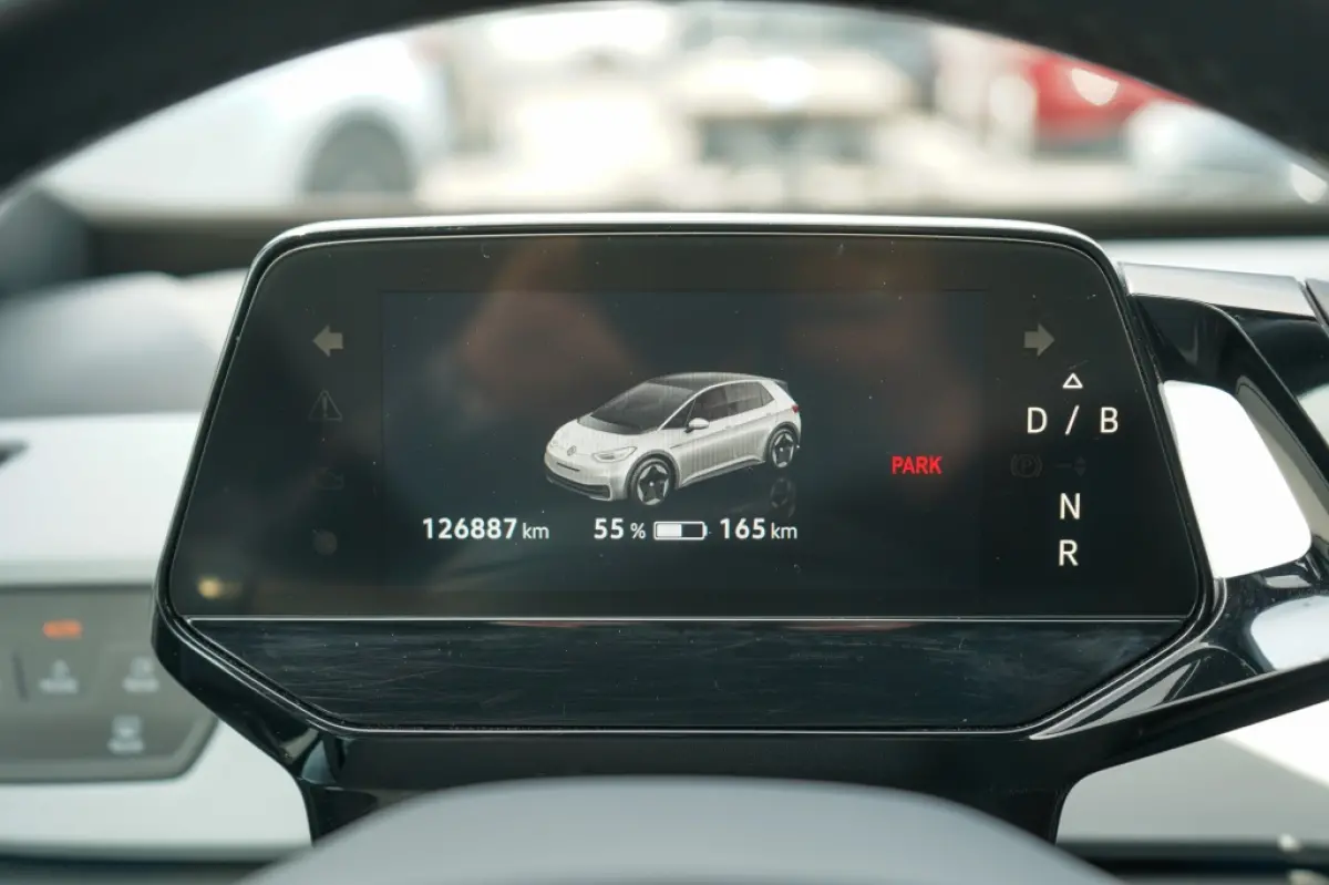 First Plus 58 kWh | 87,93% SOH | IQ | Camera | Adap. Cruise | St